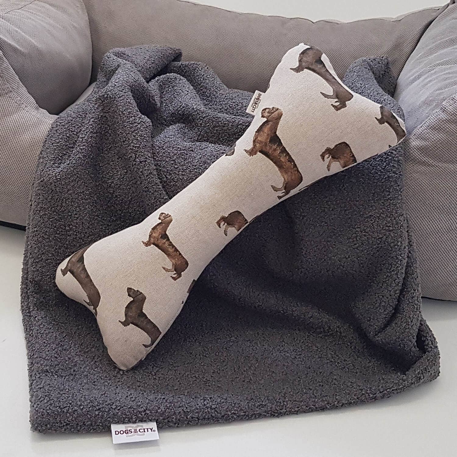 Kissen Plüschknochen Dackel