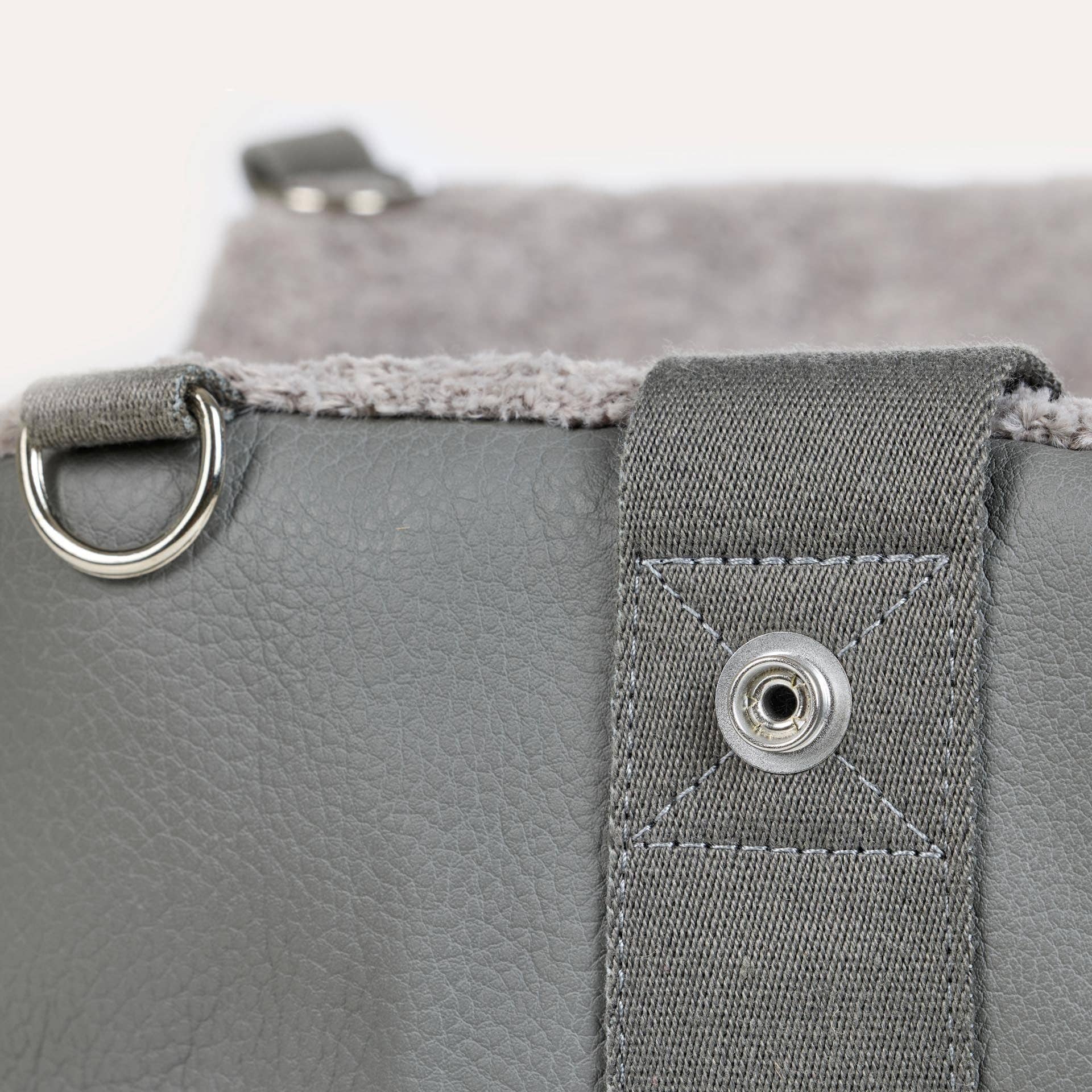 Leopold's Finest Hundereisetasche & Hundeautositz