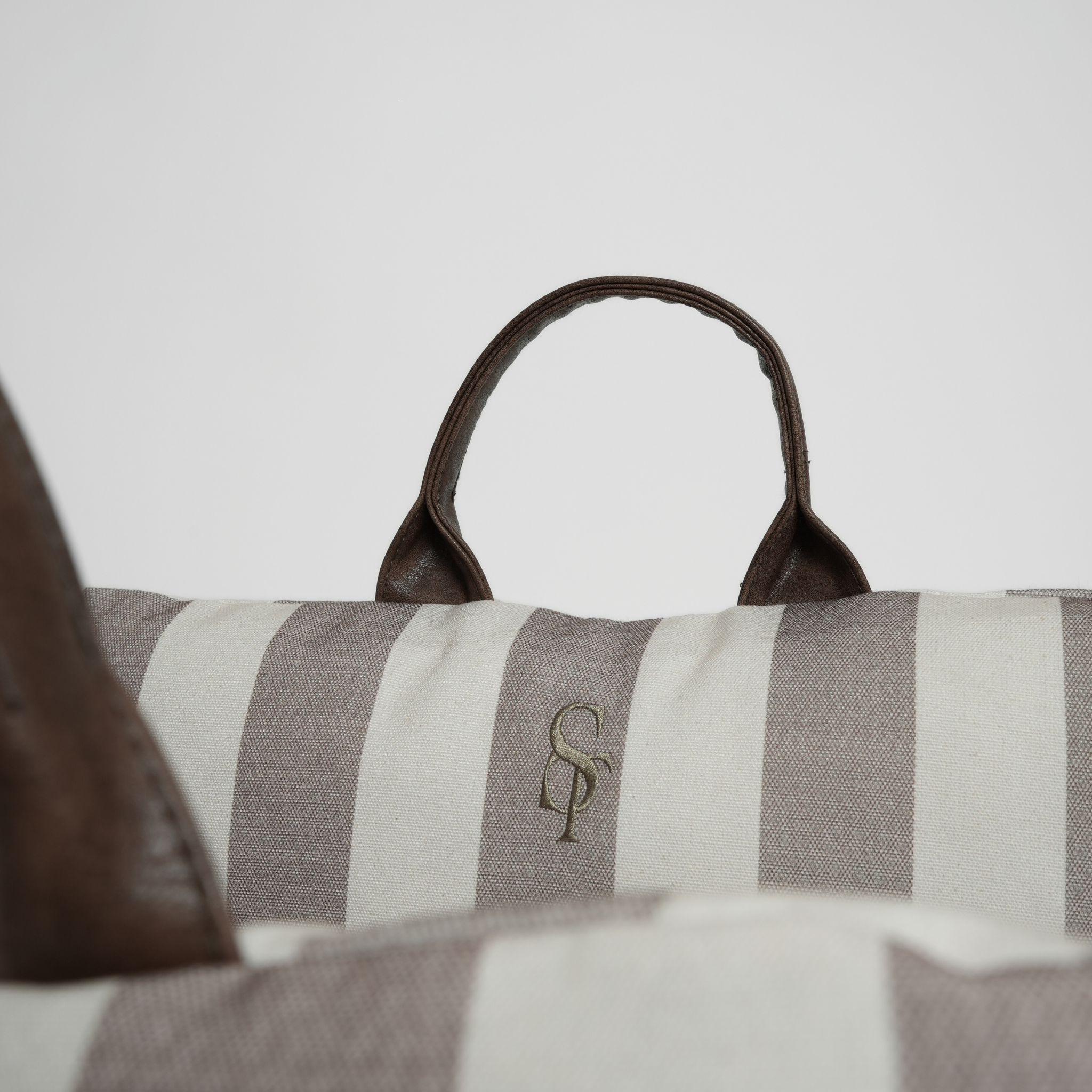 Autositz Lara | Gestreift