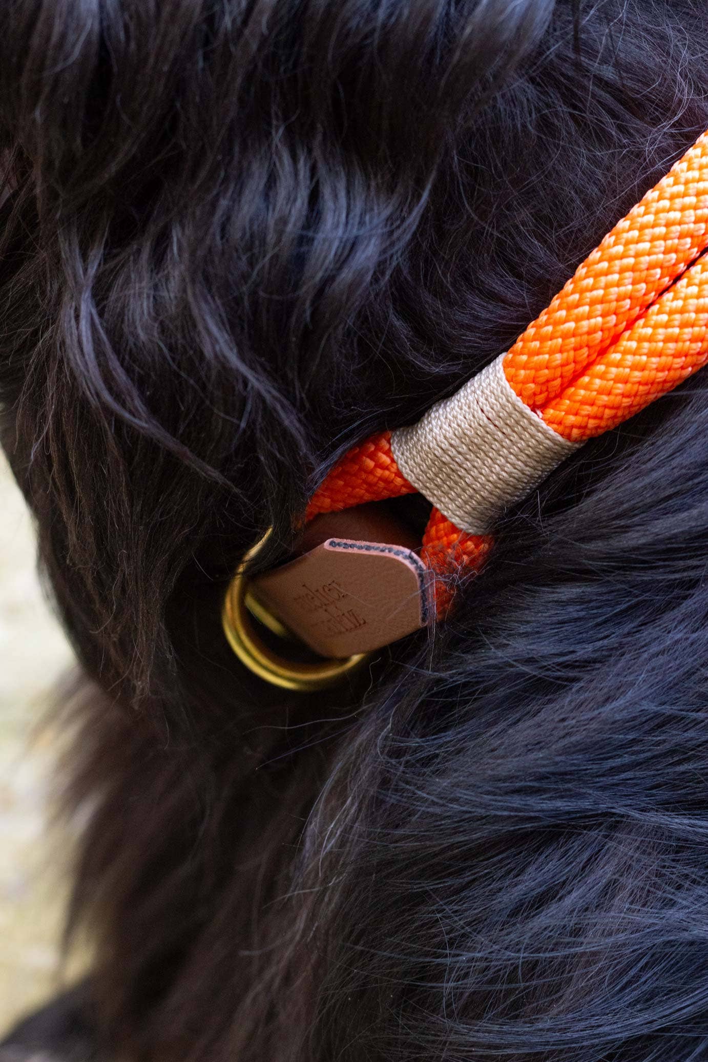 Atelier Markiz - Orangene Halskette